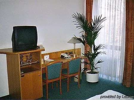 Fab Hotel 3*